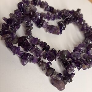 32" Amethyst Chip Necklace - single strand purple stone - over 60g!